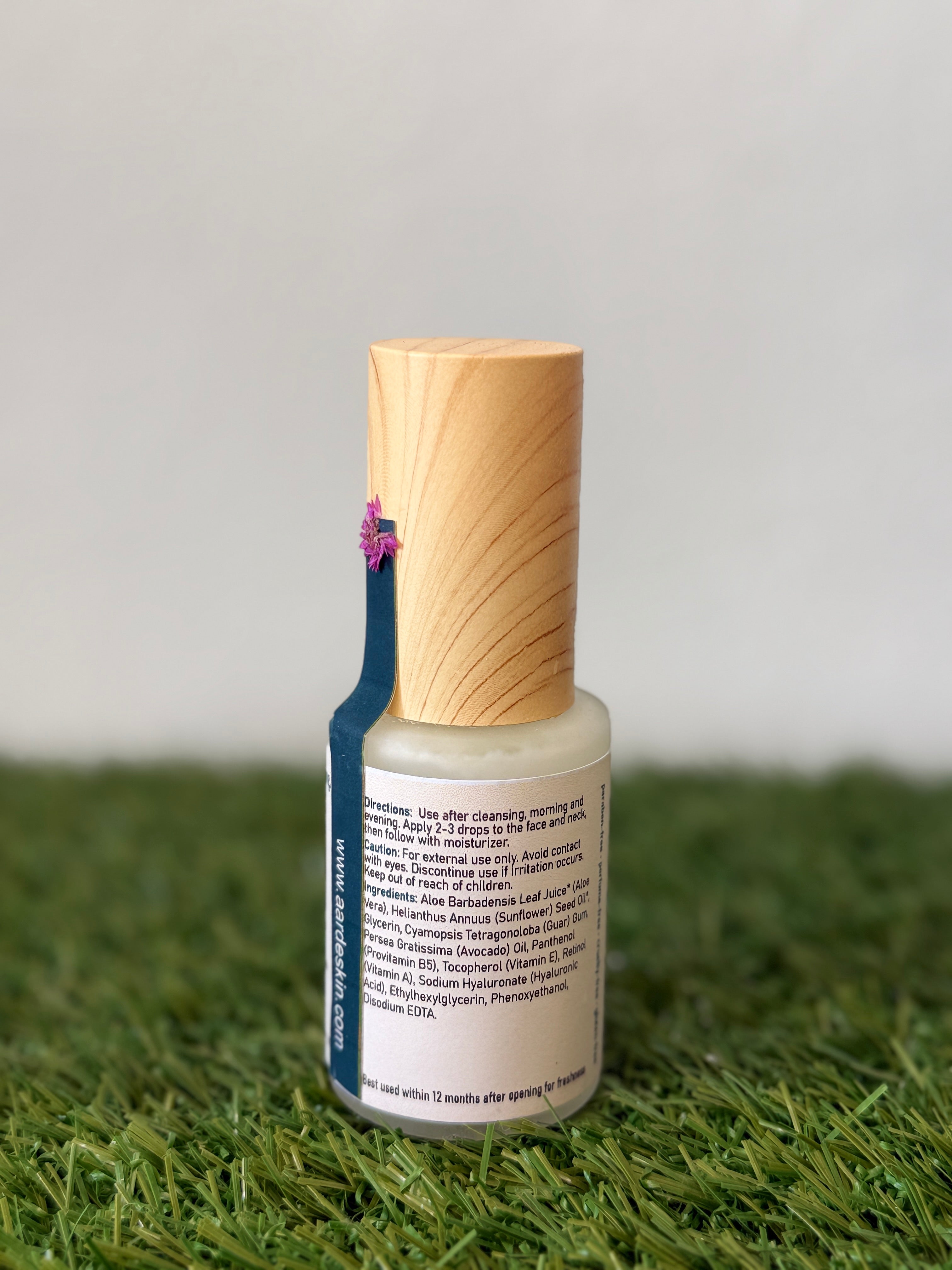 Aardeskin Hyaluronic & Retinol Serum