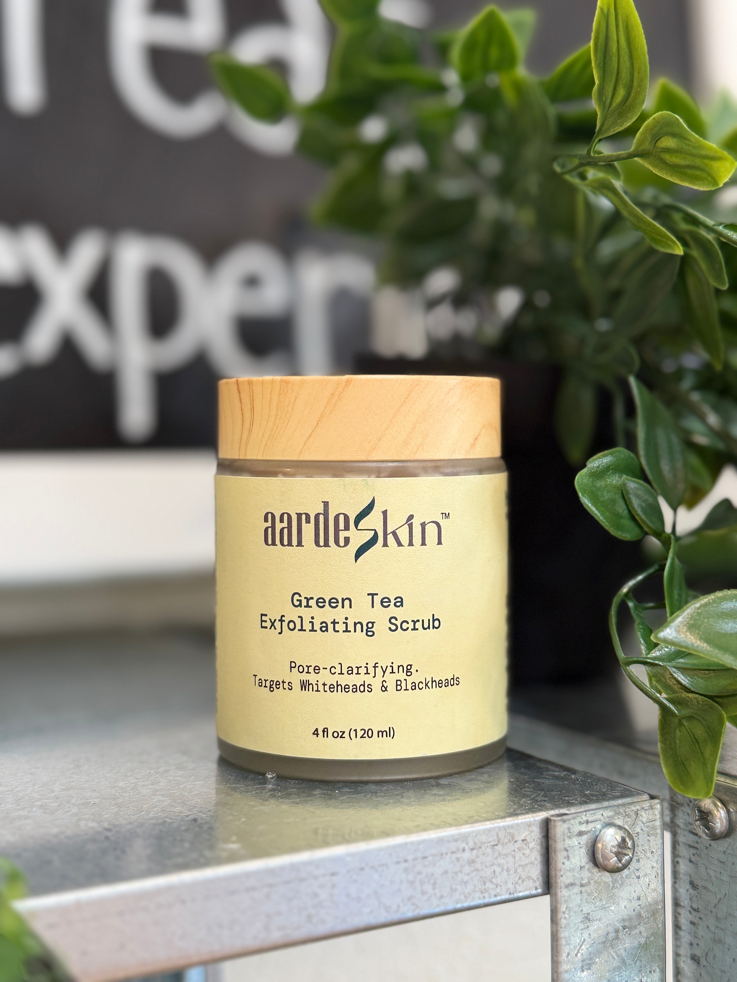 Aardeskin Green Tea Exfoliating Scrub