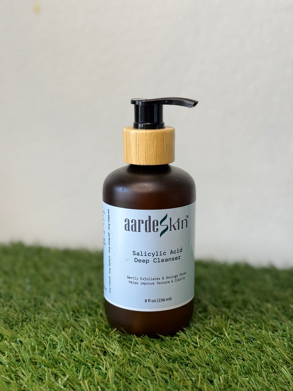 Aardeskin Salicylic Acid Deep Cleanser