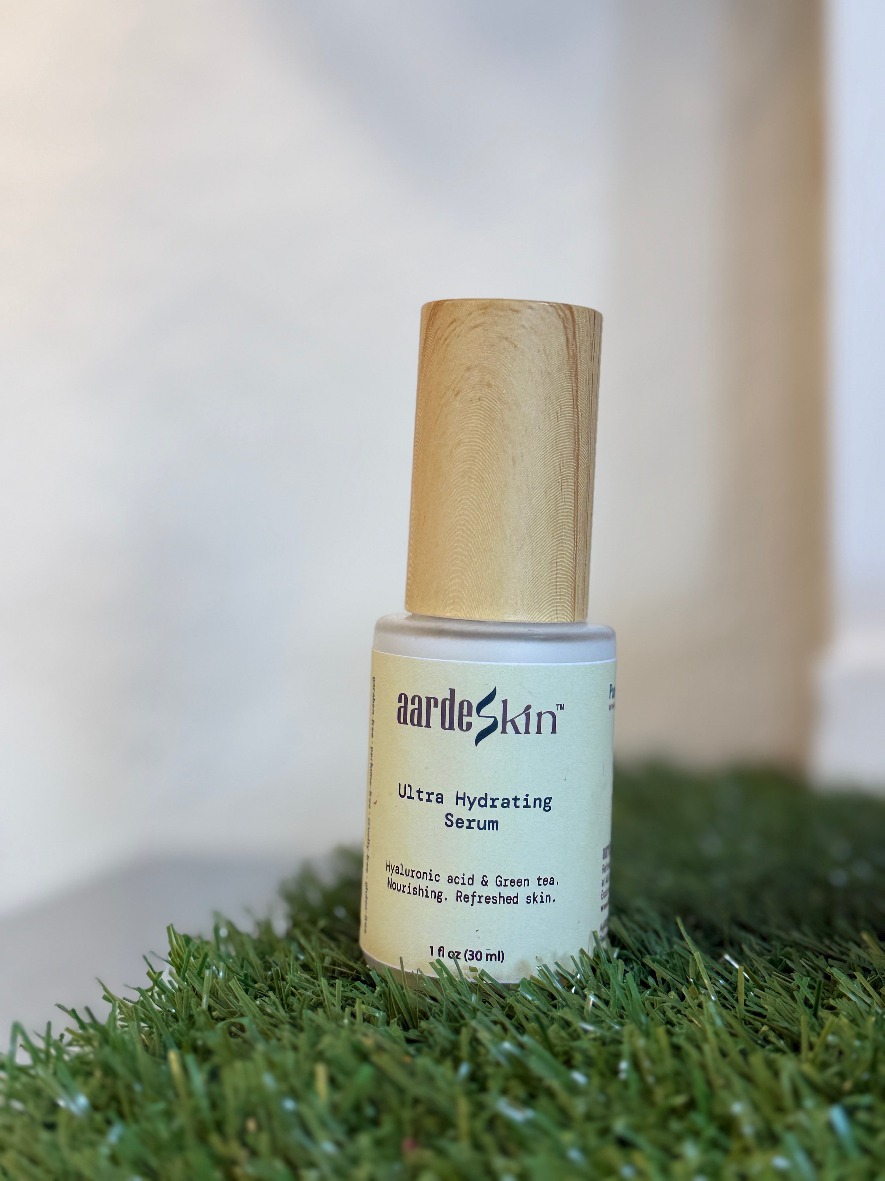 Aardeskin Ultra Hydrating Face Serum